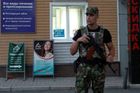Doněckého separatistu Zacharčenka zabila bomba v lampě či lustru, píše ruský tisk
