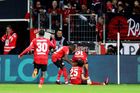 Radost fotbalistů Leverkusenu v zápase proti Bayernu