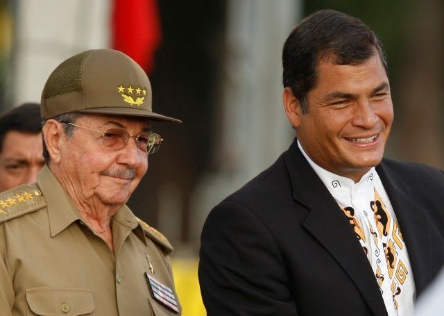 Correa a Castro