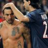 Fotbal, Liga mistrů, Paris St Germain - Valencie: Ezequiel Lavezzi a Javier Pastore