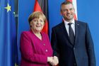 Očekávám, že Slovensko udělá vše pro objasnění vraždy novináře Kuciaka, vzkázala Merkelová