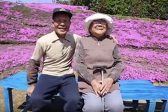 Japonec vysázel tisíce květin, aby potěšil osleplou manželku. Teď je zahrada turistickou atrakcí