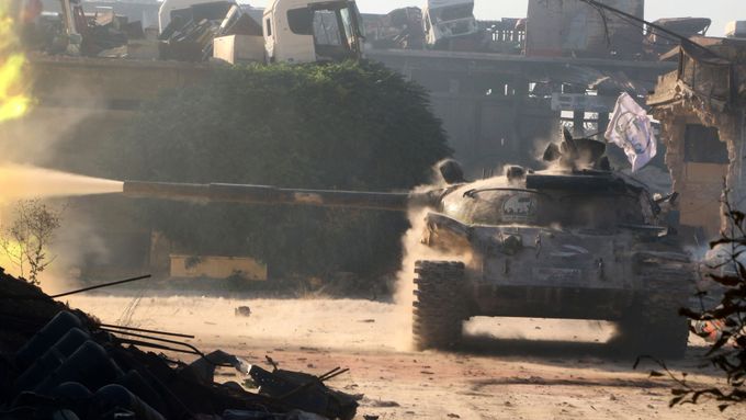 Tank Svobodné syrské armády v Aleppu.