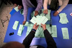 Volby v Andalusii vyhráli socialisté, uspěla i krajní pravice