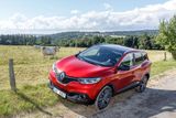 Dvacítku nejlevnějších SUV otevírá Renault Kadjar s cenou od 479 900 korun. Také jeho pohání benzinová dvanáctistovka s turbem, která roztáčí přední kola.