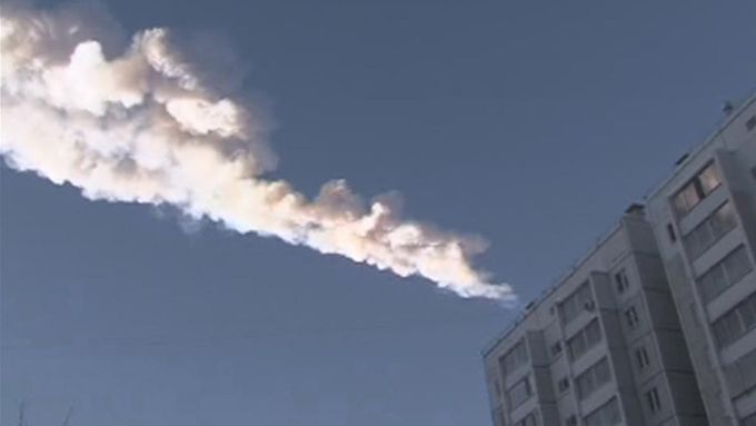 Meteor nad Čeljabinskem.