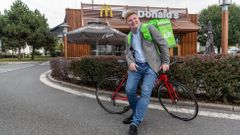 McDonald's Uber Eats Tomasz Rogacz