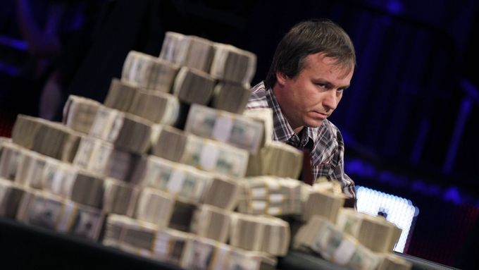 Mezi hvězdami by na domácím turnaji neměl chybět ani nejslavnější český pokerový hráč Martin Staszko.