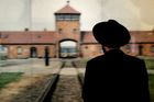 Na židovském hřbitově v Táboře si lidé připomněli oběti holokaustu