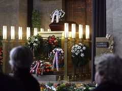 Pohřeb Jana Vladislava ve strašnickém krematoriu