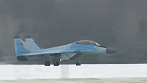 Rusko představilo vylepšenou stíhačku Mig-35. Nemá konkurenci, tvrdí Rusové