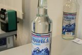 Etiketa Vodky jemné od Vapa Drink, další láhev, v níž byl objeven metanol