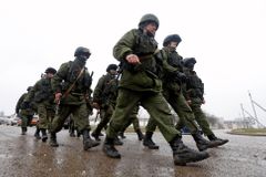 Živě: NATO přeruší veškerou spolupráci s Ruskem