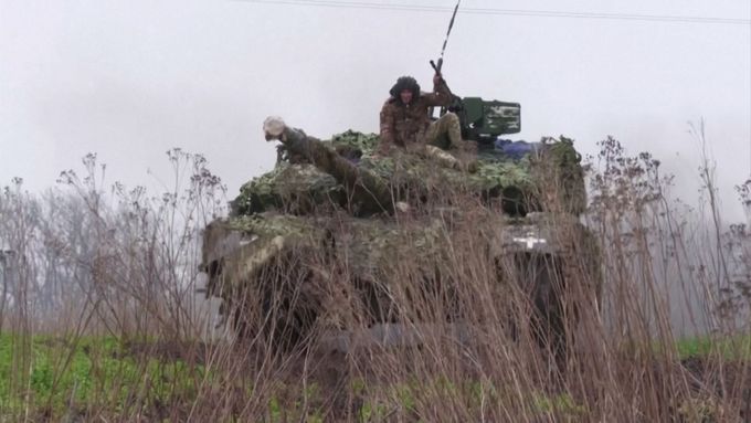 Ukrajina nasadila v počátku protiofenzivy tanky Leopard. Větší službu by ale udělaly starší tanky T-64.