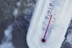 Česko zažilo mrazivé ráno, v Jizerských horách naměřili minus 12,6 stupně