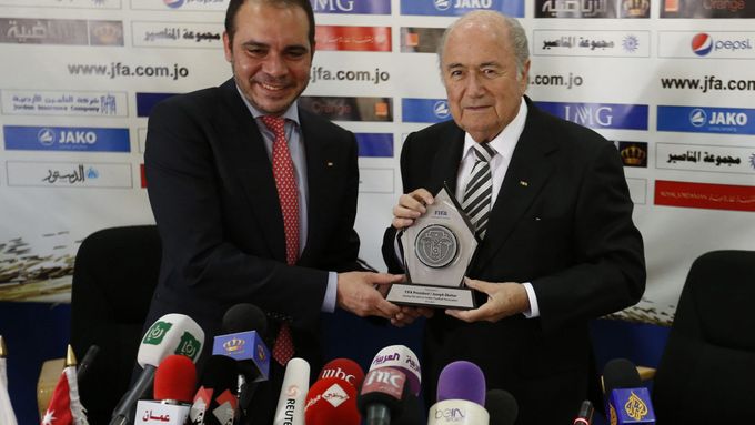 Ali bin Husajn a Sepp Blatter