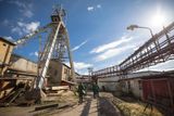 Důl Rožná na Vysočině byl na začátku 21. století posledním místem ve střední Evropě, kde se ještě těžila uranová ruda. Ačkoliv odsud vyjel poslední vozík s tímto radioaktivním materiálem v roce 2017, i dnes má důl své využití.