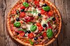 Italové se bojí EU, chtějí zapsat pizzu na seznam UNESCO