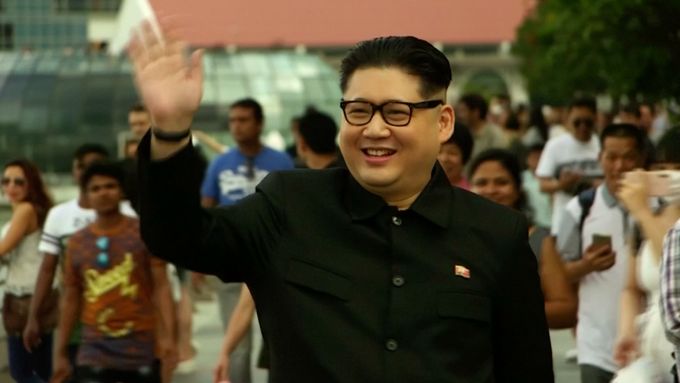 Imitátor Kim Čong-una navštívil Singapur