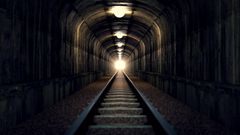 světlo na konci tunelu - tunel - vlak - koleje - tajemství