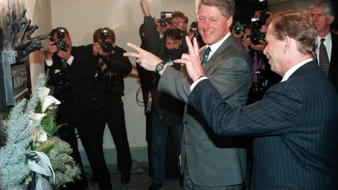 Bývalý prezident USA Bill Clinton při návštěvě Prahy v roce 1994.