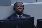 V Haagu soudí exprezidenta Pobřeží slonoviny. Gbagbo obvinění z válečných zločinů odmítá