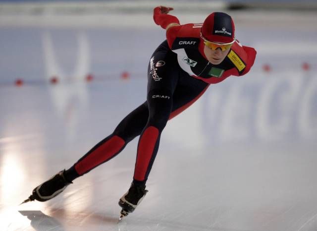 Rychlobruslařka Martina Sáblíková v Erfurtu vyhrála závod Světového poháru na 5000 metrů. | Foto: Reuters