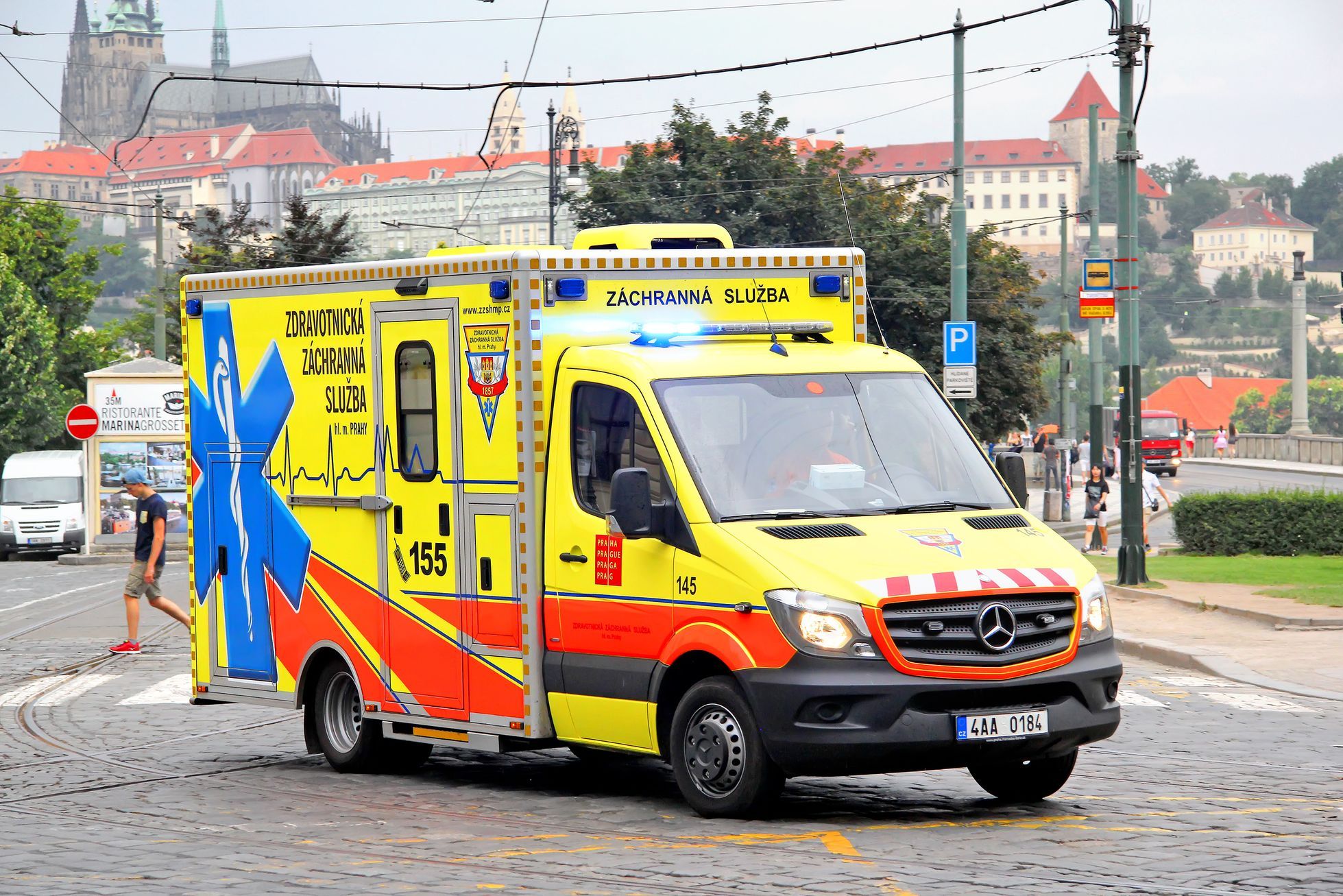 Přístroj jede nově za pacientem, čas na záchranu života se tím zkrátí o 20 minut