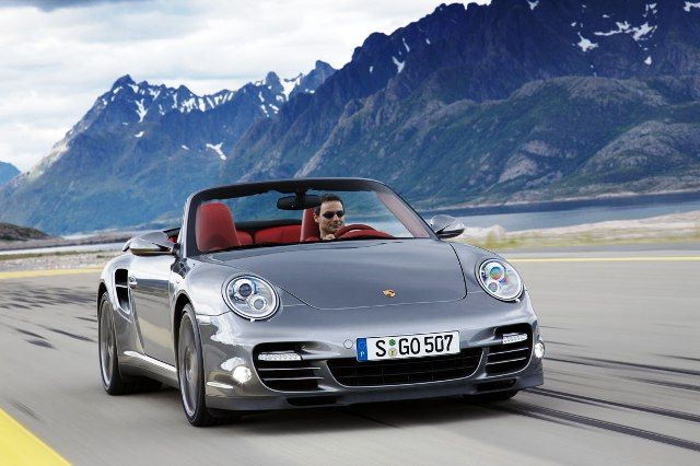 Porsche 911 cabrio má fantastické jízdní vlastnosti | Foto: Aktuálně.cz