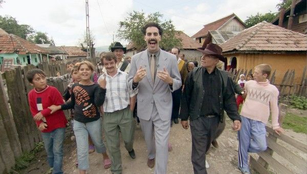 V pátek měl americkou distribuční premiéru film Borat, příběh šíleného kazašského reportéra a jeho cesty za poznáním USA a za Pamelou Andersonovou. Jak se mu povede v amerických kinech? | Foto: Bontonfilm