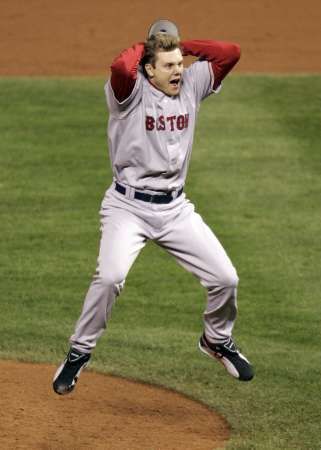 Jonathan Papelbon v závěru vymazal pálkaře Colorada | Foto: Reuters