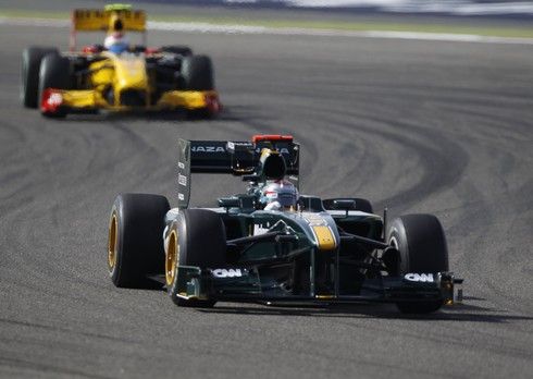 Jarno Trulli ve voze stáje Lotus | Foto: Sport