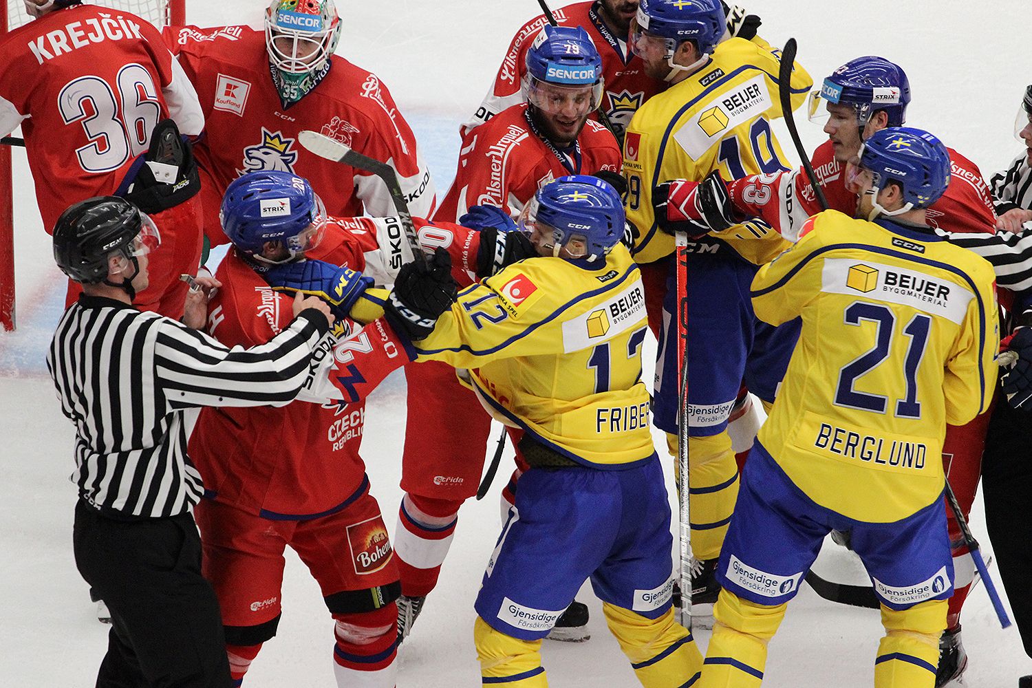 Euro Hockey Tour živě: Česko vs. Švédsko - Aktuálně.cz