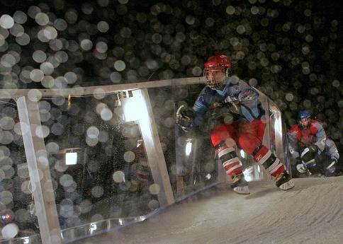 Red Bull Crashed Ice na Vyšehradě | Foto: Reuters