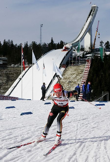 Německá biatlonistka Andrea Henkelová při vítězném závodě SP v Oslu. | Foto: Reuters