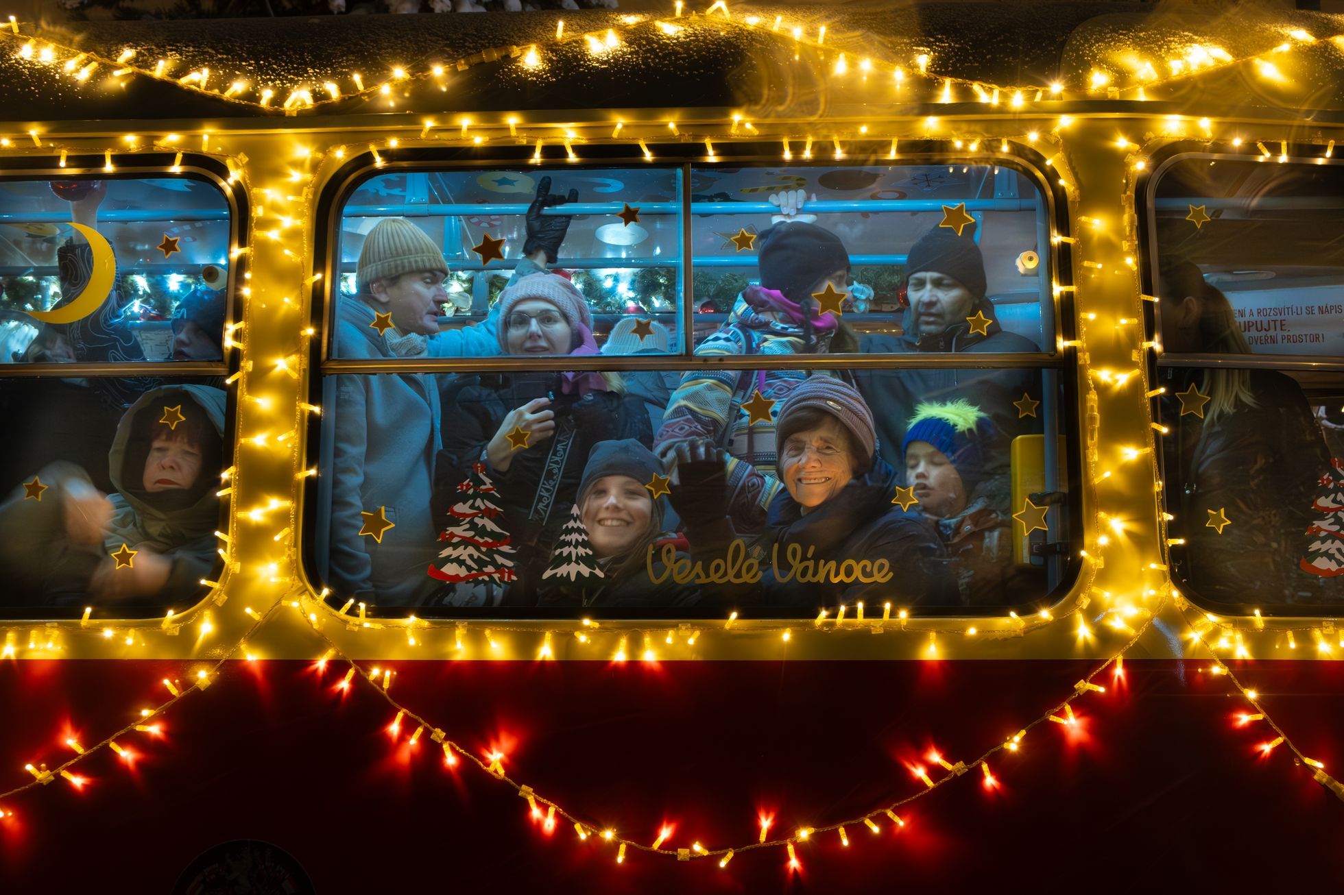 The Prague transport company lit up the public transport Christmas fleet