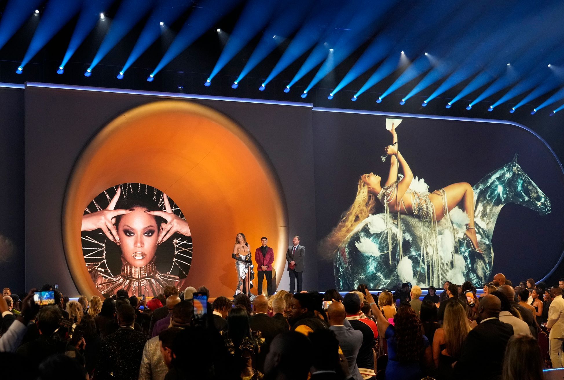 Beyoncé má nejvíc Grammy v dějinách, album roku ale natočil Harry ...