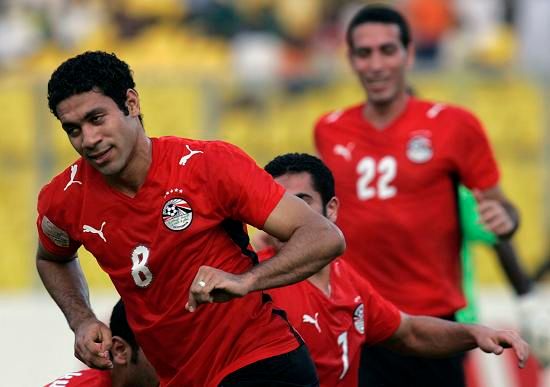 Hosny Abd Rabou se raduje z prvního gólu do sítě Angoly | Foto: Reuters