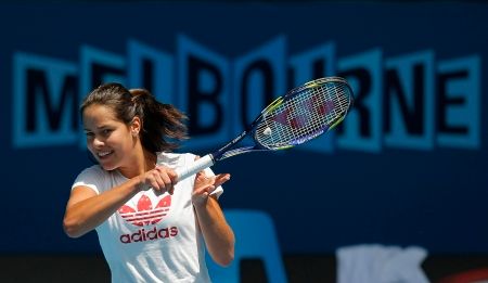 Ana Ivanovičová se připravuje v Melbourne Parku na Australian Open | Foto: Václav Rojík