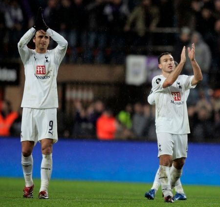 Hráči Tottenhamu slaví, po remíze s Anderlechtem vedou skupinu v Poháru UEFA | Foto: Reuters