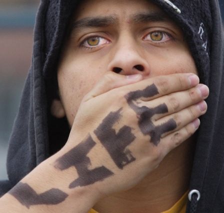 Tichý výkřik pro život. V San Franciscu se sešlo o víkendu několik tisíc lidí, kteří protestovali proti legalizaci potratů. | Foto: Reuters