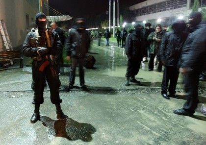 Politická krize v Gruzii eskaluje. Prezident Michail Saakašvili vyhlásil v celé zemi patnáctidenní výjimečný stav. | Foto: Reuters