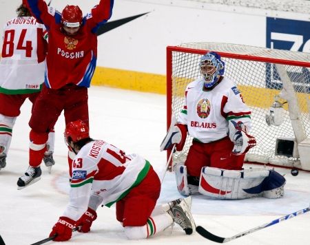 Oleg Saprykin slaví gól do sítě Andreje Mezina. | Foto: Václav Rojík