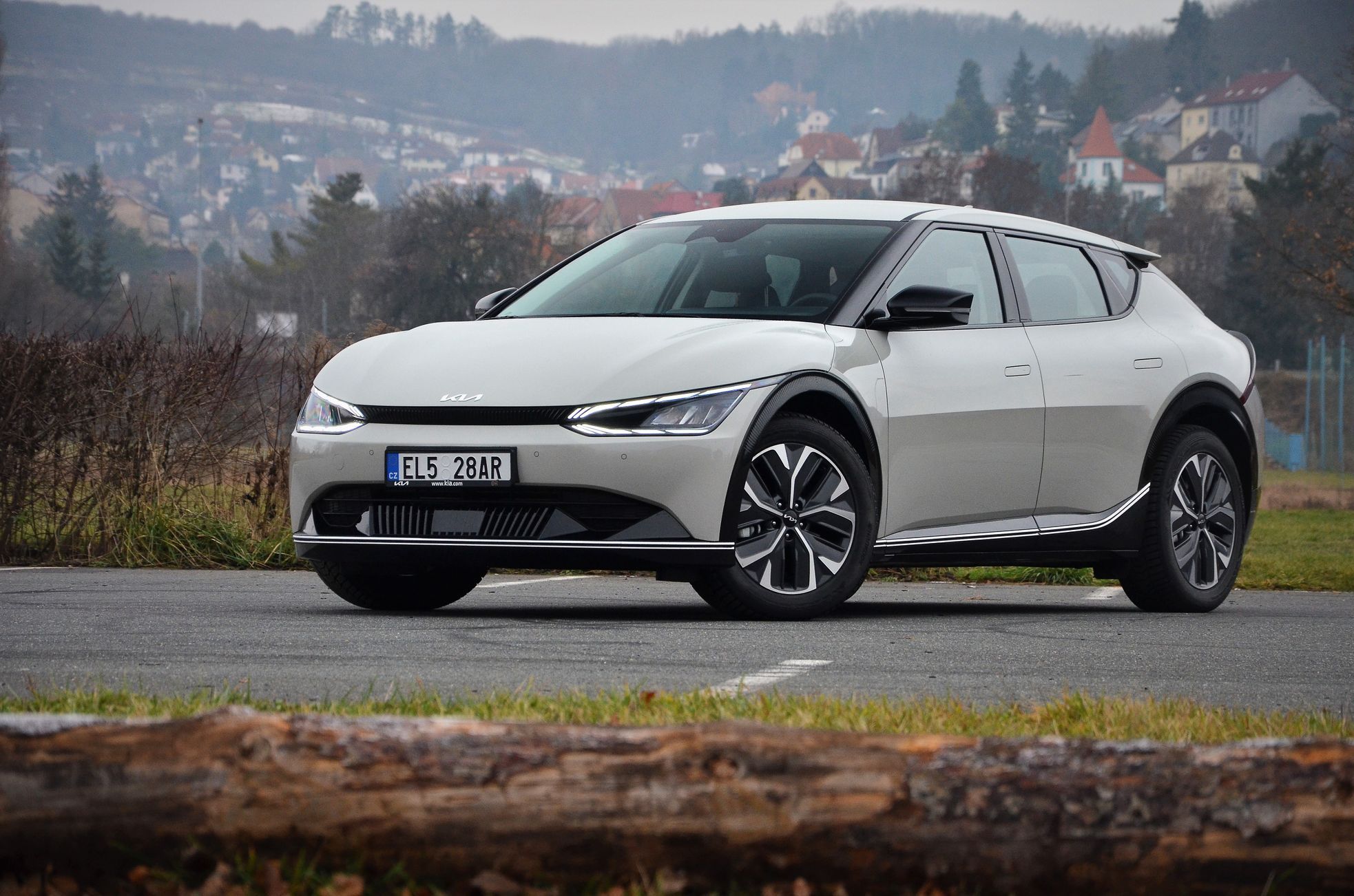 Korea conquered Europe for the first time.  The European Car of the Year is an electric Kia, Škoda was fifth