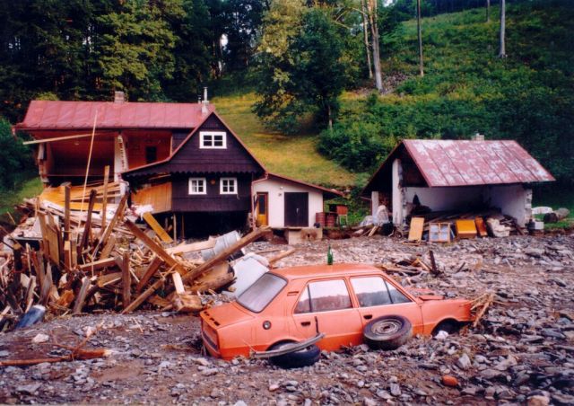 Povodně na Rychnovsku 1998. | Foto: Hasiči Královéhradecký kraj