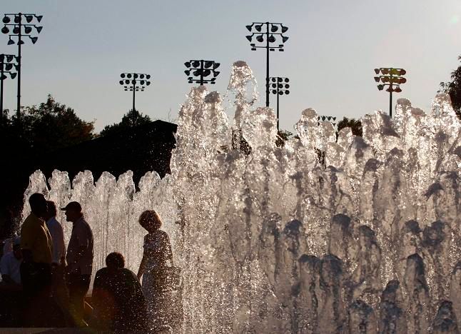 Tak to vypadá před areálem dvorců Flushing Meadows | Foto: Reuters