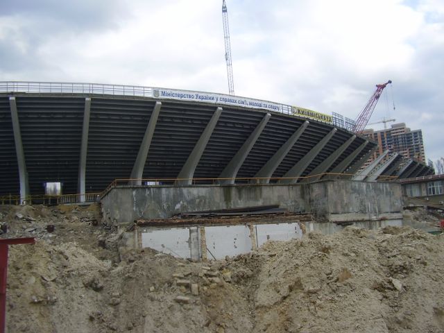 Tady by se mělo za tři roky hrát finále Mistrovství Evropy ve fotbale. | Foto: Martin Novák