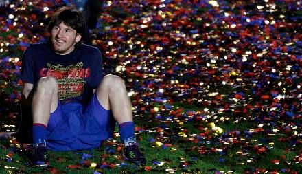 Byla to trefa do Černého. Messi katalánský klub přivedl v 29 velkým trofejím ve Španělsku či Lize mistrů. | Foto: Sport