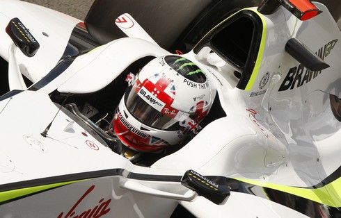 Jenson Button se připravuje na kvalifikaci | Foto: Sport