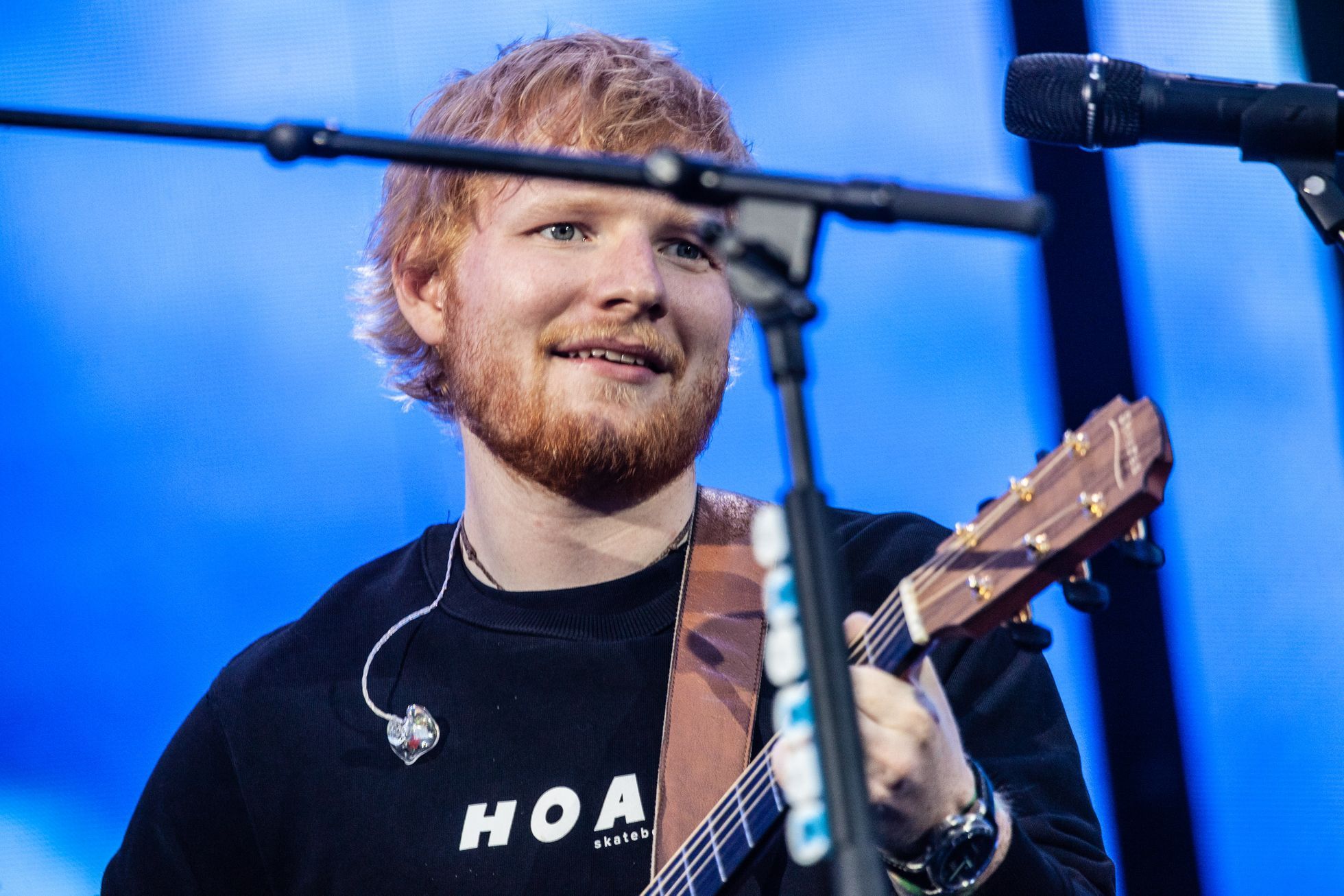 Písničkář Sheeran překonal rekord U2 - Aktuálně.cz